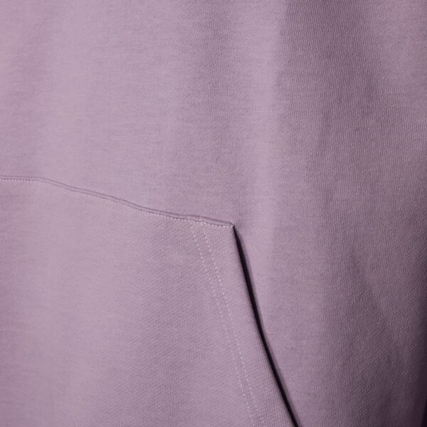 Hoodie Unisex P-Jack D. in Violett, Detailansicht 2