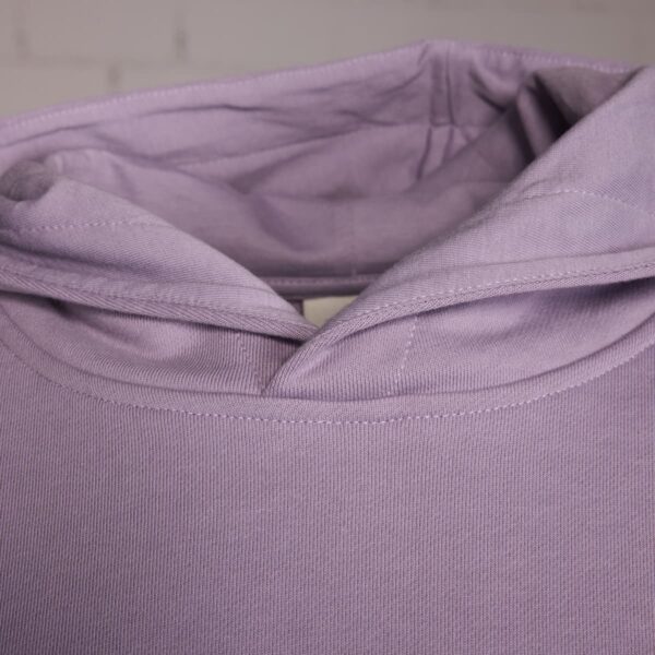 Hoodie Unisex P-Jack D. in Violett, Detailansicht 3
