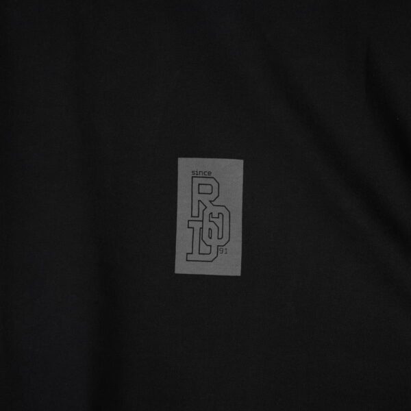 Sweater Unisex P-Joe D. in Schwarz, Detailansicht 4