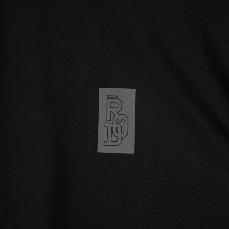 Sweater Unisex P-Joe D. in Schwarz, Detailansicht 4